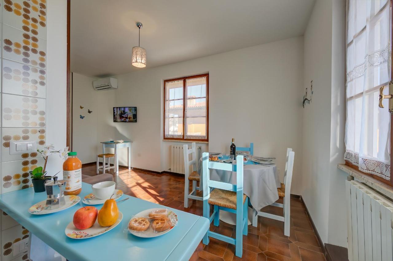 Villa Fiorita Apartments - Happy Rentals Сірміоне Екстер'єр фото