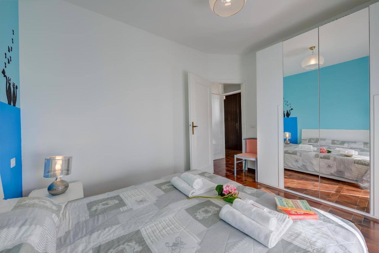 Villa Fiorita Apartments - Happy Rentals Сірміоне Екстер'єр фото