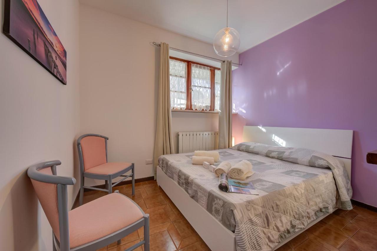 Villa Fiorita Apartments - Happy Rentals Сірміоне Екстер'єр фото